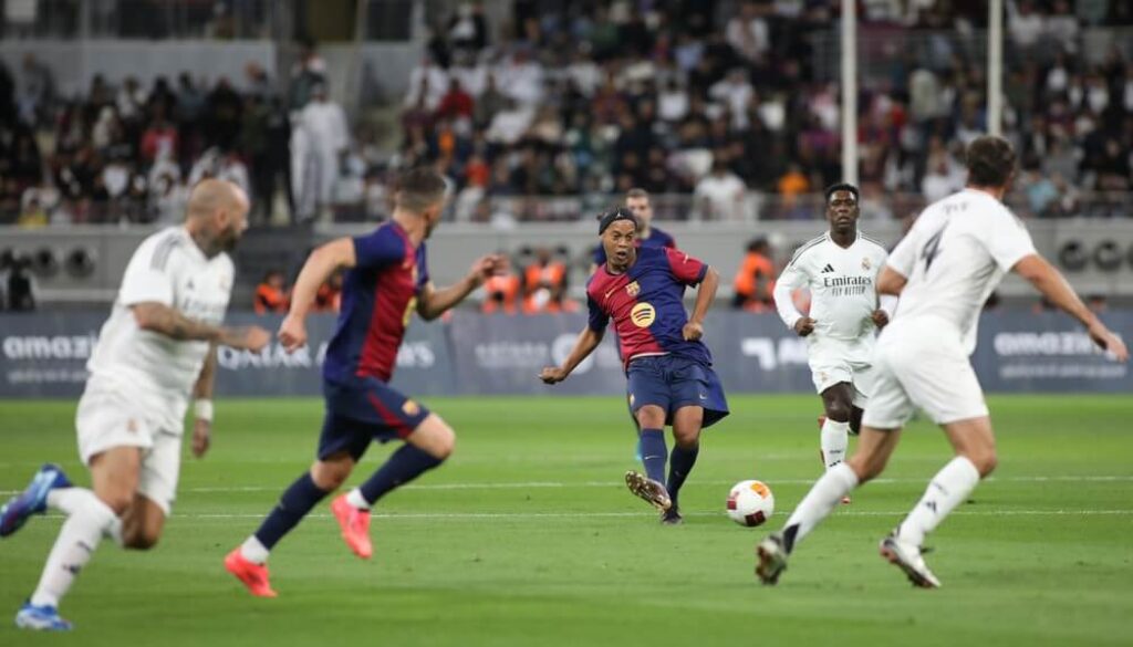 Drybling według Ronaldinho, czyli jak opanować jego charakterystyczne zagrania na boisku?